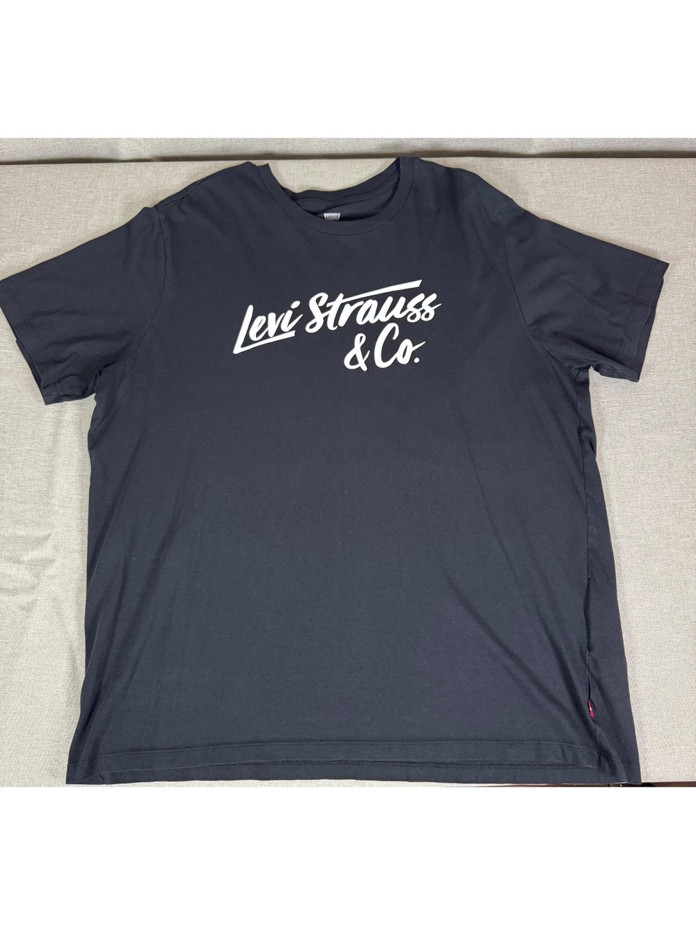 Levi Strauss & Co. Men's Black Graphic T-Shirt XL